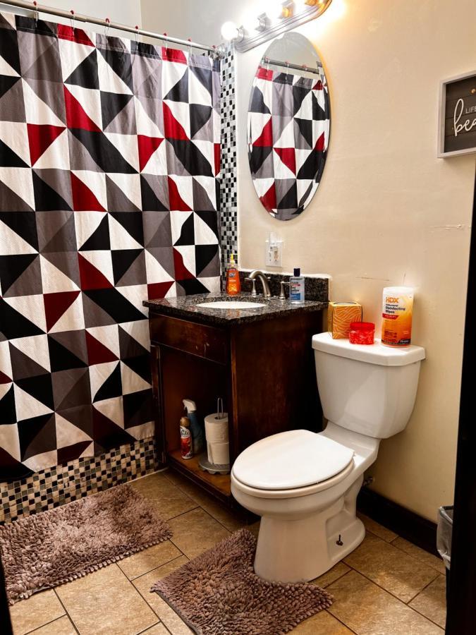 Hotel Clean, Spacious, Inexpensive Queen Br Chicago Exteriér fotografie