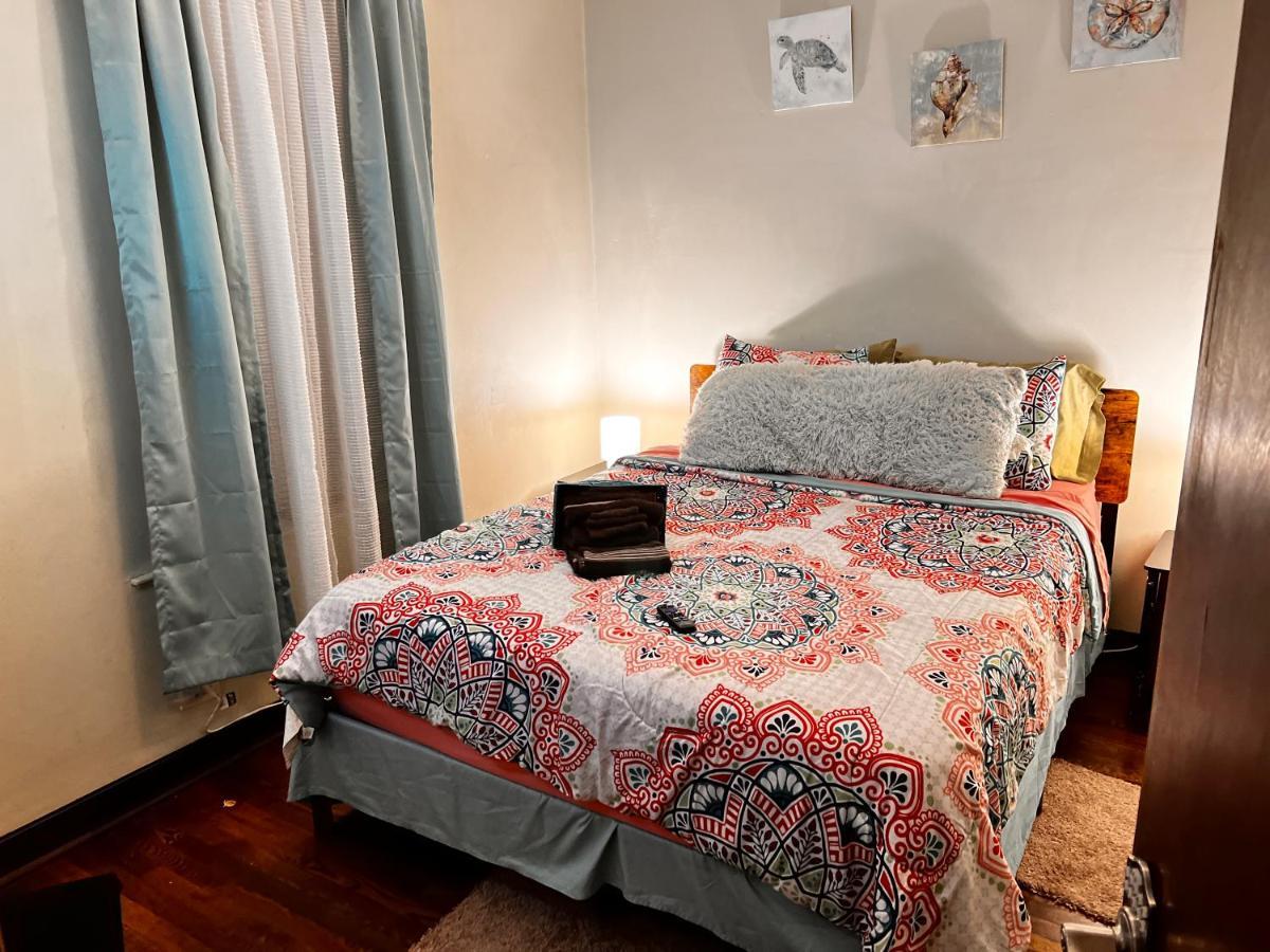 Hotel Clean, Spacious, Inexpensive Queen Br Chicago Exteriér fotografie
